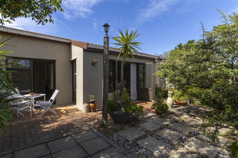 To Let 3 Bedroom Property for Rent in Helena Heights Western Cape
